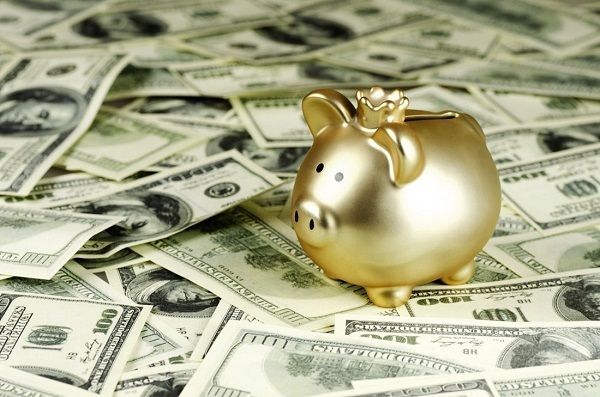 美元指数跌至两年低点 人民币中间价报6.9895上调134点